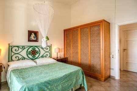 Gocce Villas - Sunshine Villa Massa Lubrense Exterior photo
